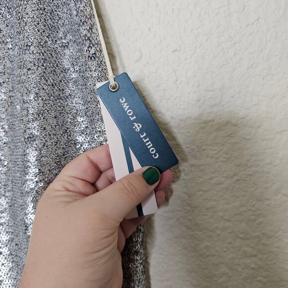 NWT Court & Rowe belle noel sequin midi skirt size women's 2 holiday new year - Picture 4 of 8